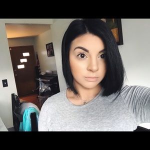 Meet your Posher, Jewel